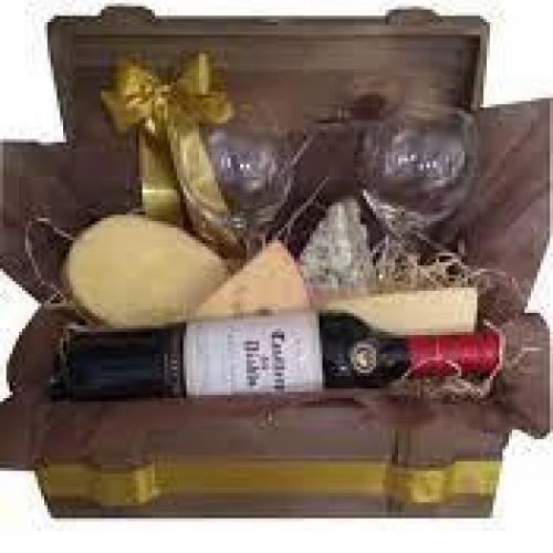 BAÚ RUSTICO VINHO E QUEIJOS